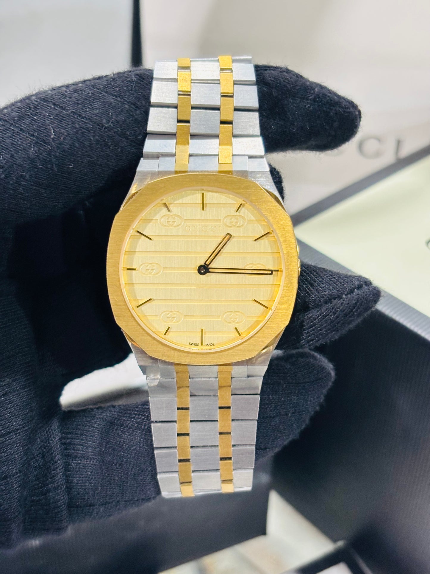 Gucci 25h Slim 38mm Men's Luxury Master Watch